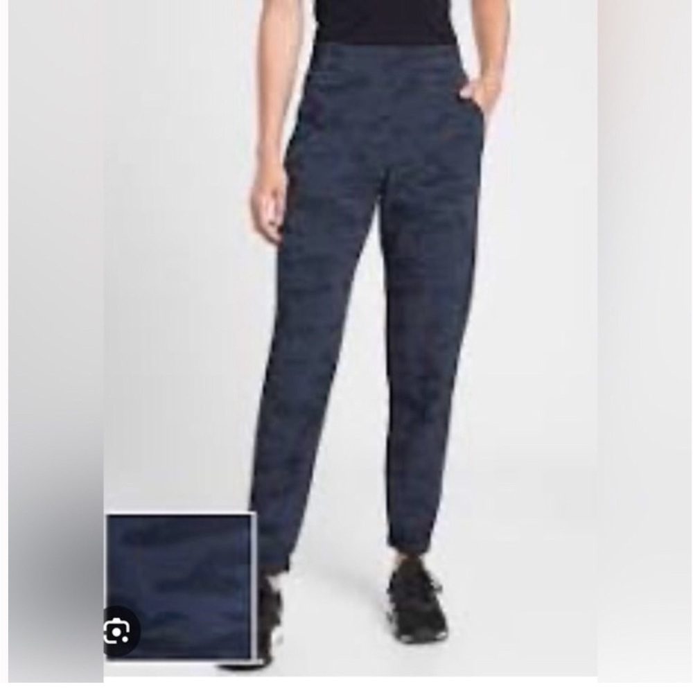 Athleta‎ Brooklyn Textured Jogger Blue Black Camo Size 4 Stretch Outdoor Active
